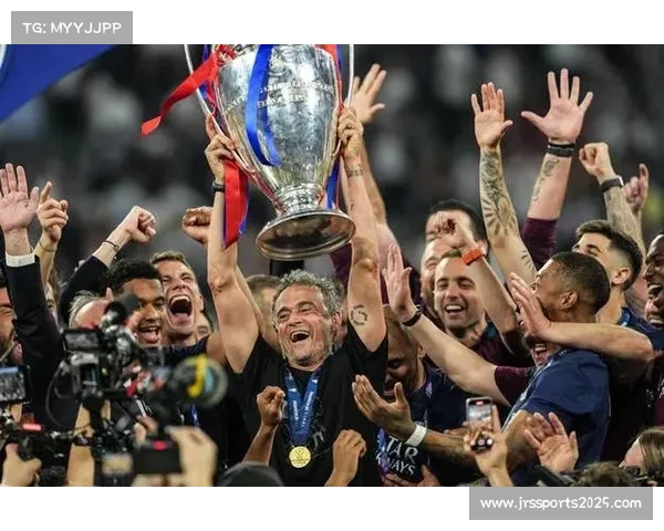 巴黎5-0大胜国米首夺欧冠，杜埃两射一传闪耀决赛