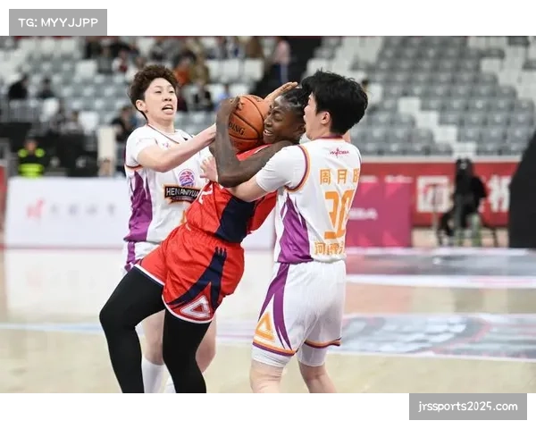 天王山之战前瞻：内线肉搏与外线投篮，辽宁新疆决胜要素解析